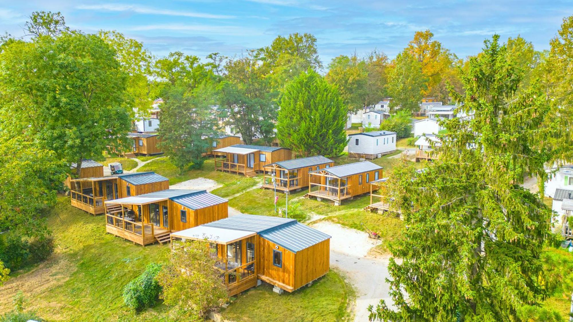 Camping Le Parc De Paris Villevaude Bagian luar foto