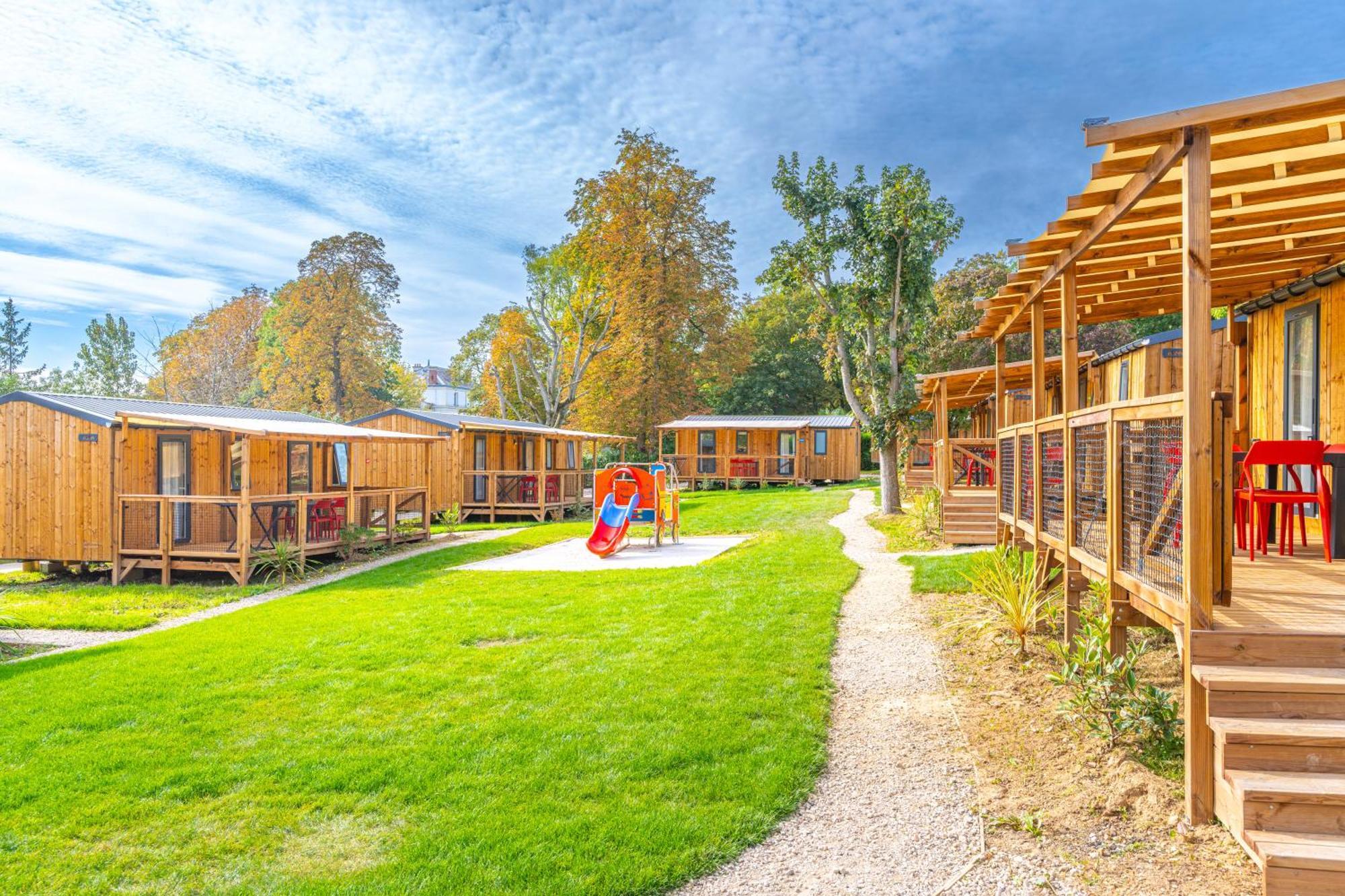 Camping Le Parc De Paris Villevaude Bagian luar foto