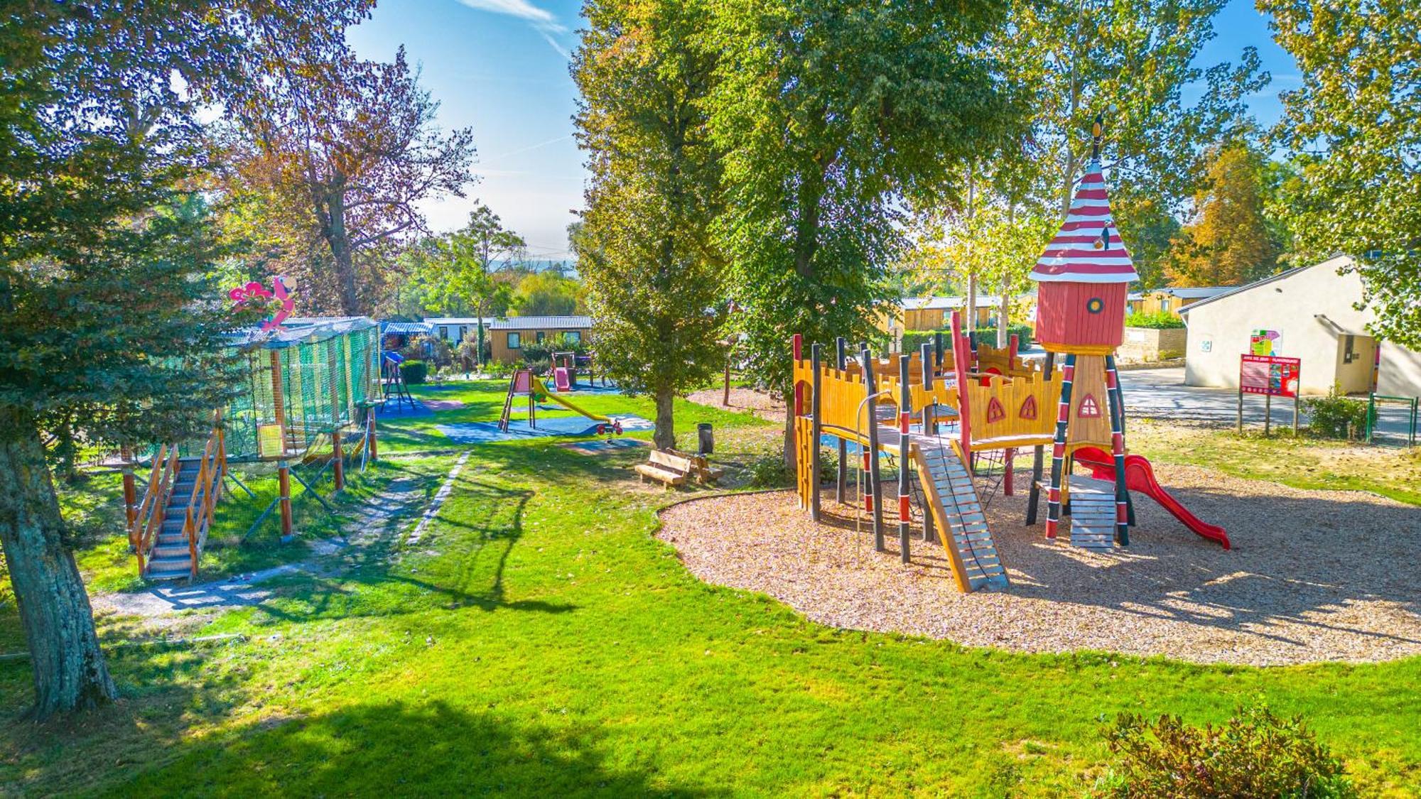 Camping Le Parc De Paris Villevaude Bagian luar foto