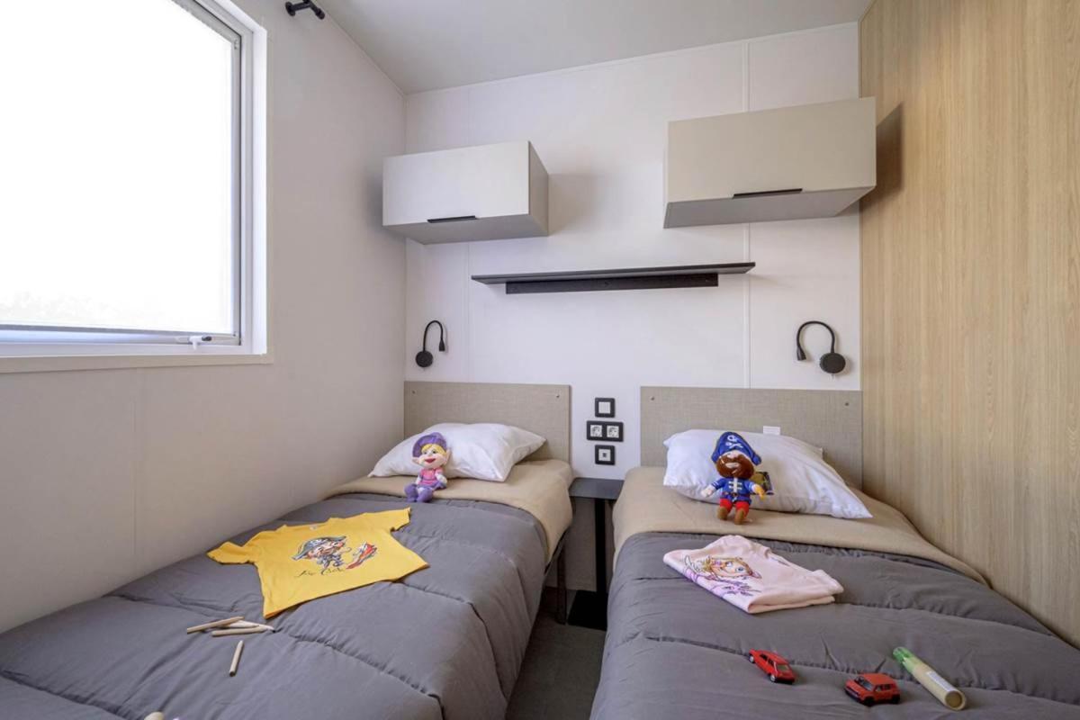 Camping Le Parc De Paris Villevaude Ruang foto