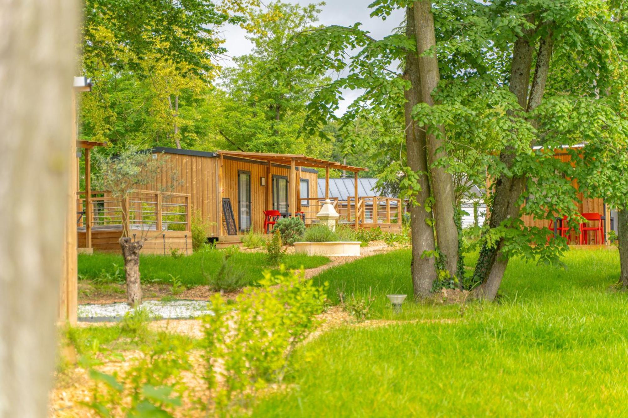Camping Le Parc De Paris Villevaude Bagian luar foto